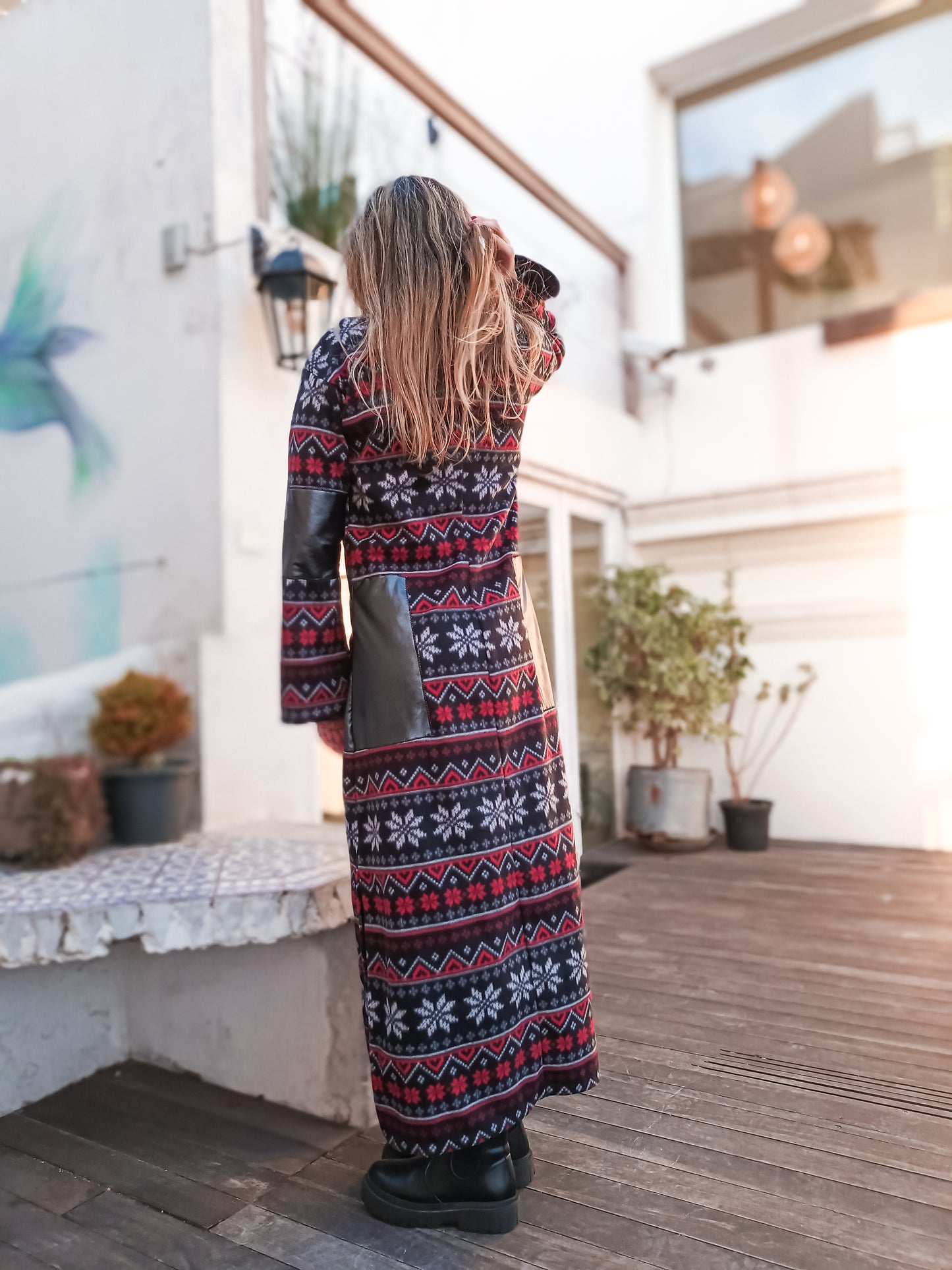 VESTIDO DE SOFT E COURO SINTÉTICO