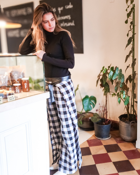 CALÇA XADREZ ( PRETA E BRANCO)